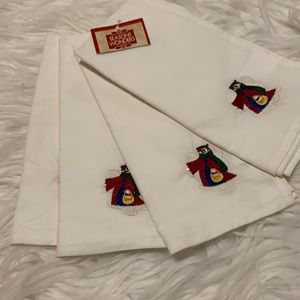 NWT Holiday Napkin (Set of 4)